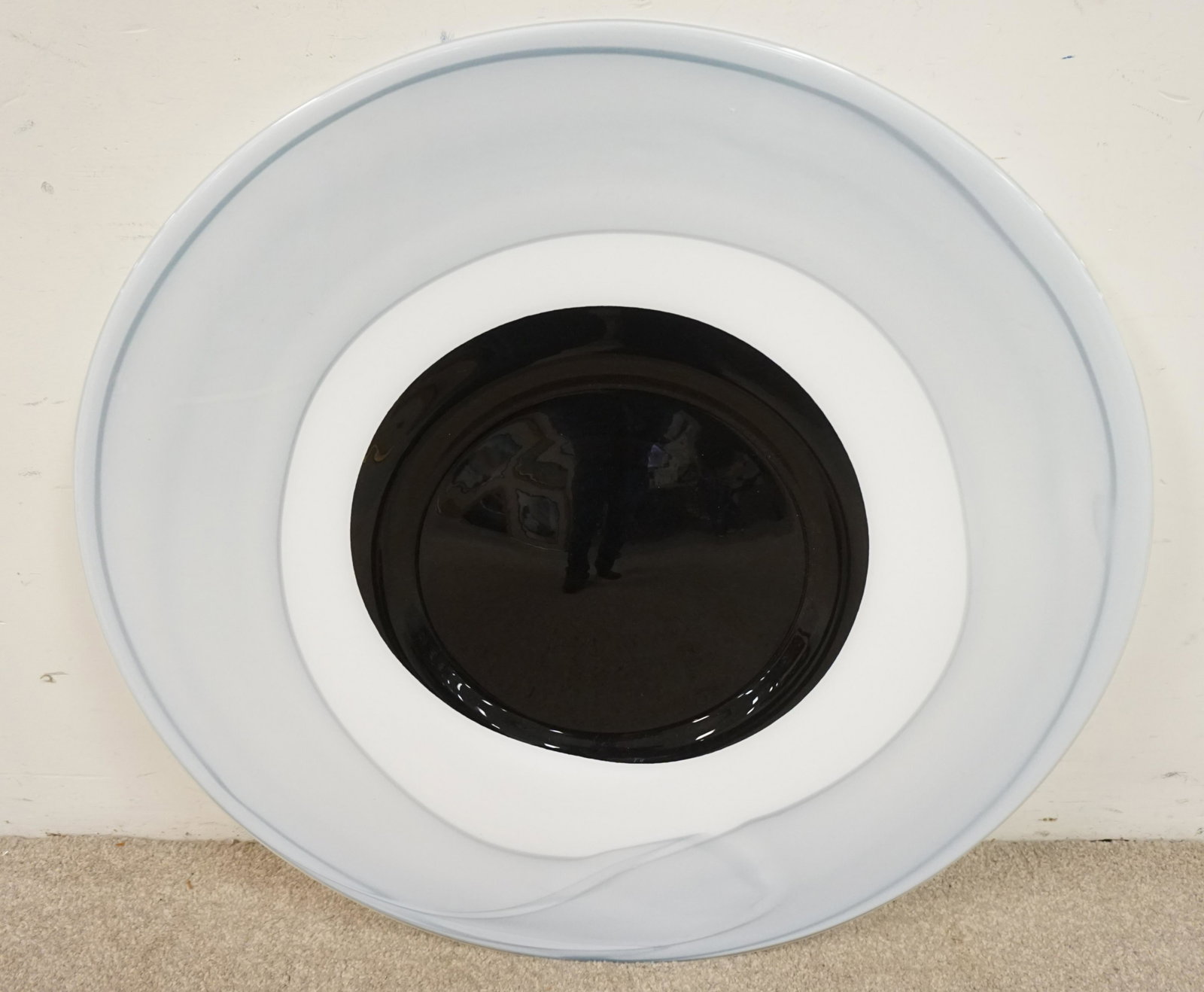 HUGE ART GLASS MULTI COLORED PLATE: HUGE ART GLASS MULTI COLORED PLATE, AFFIXED TAG ON REVERSE TOM JOHNSTON 1984 WHEATON VILLAGE NJ, 36 IN ROUND