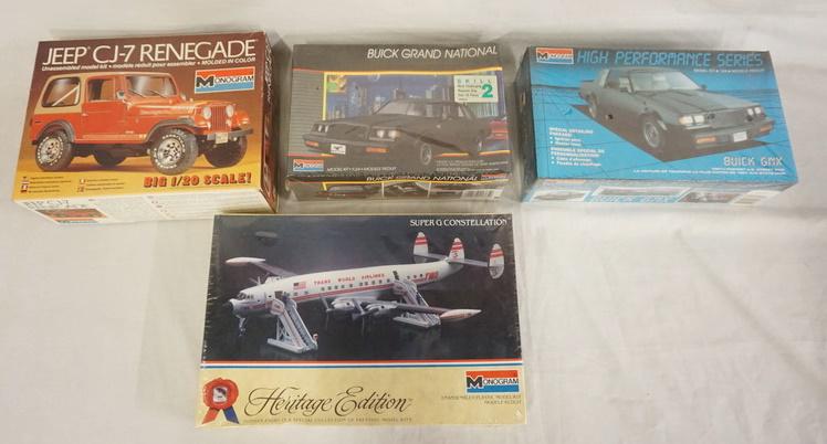 LOT 4 MONOGRAM MODEL KITS (1 of 3)