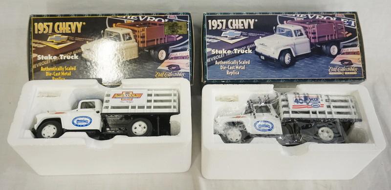 LOT OF 2 ERTL COLLECTIBLES DIE CAST 1957 CHEVY TRUCK (1 of 3)