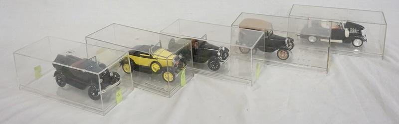 LOT OF 5 BUILT MODEL KITS OF ANTIQUE CARS (1 of 4)