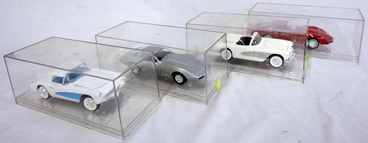 LOT OF 4 BUILT MODEL KITS OF VINTAGE CARS (1 of 4)