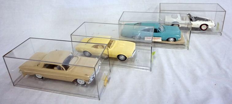 LOT OF 4 BUILT MODEL KITS OF VINTAGE CARS (1 of 4)
