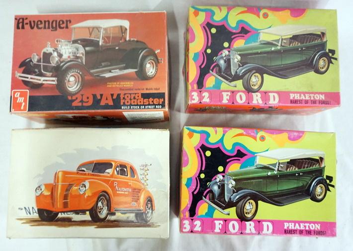 LOT OF 4 AMT MODEL CAR KITS (1 of 3)