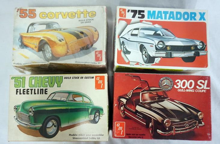 LOT OF 4 AMT MODEL CAR KITS (1 of 3)