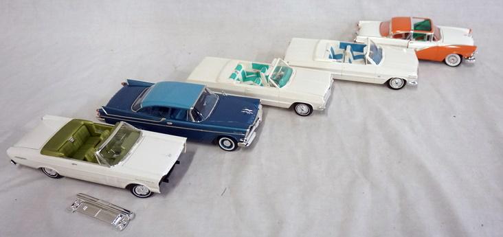 LOT OF 5 BUILT MODEL KITS OF VINTAGE CARS (1 of 4)