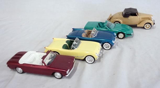 LOT OF 5 BUILT MODEL KITS OF VINTAGE/CLASSIC CARS (1 of 4)