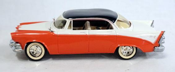 PROMOTIONAL AMT DODGE CUSTOM ROYAL MODEL (1 of 6)