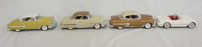 LOT OF 4 DIE CAST MODEL OF VINTAGE CHEVROLET CARS (1 of 3)