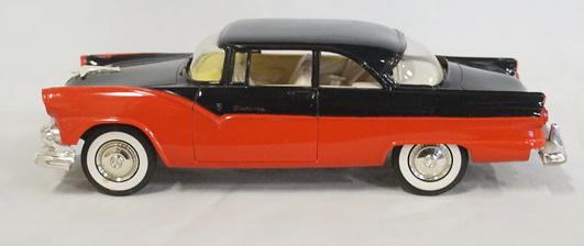 PROMOTIONAL AMT FORD FAIRLANE VICTORIA MODEL CAR: PROMOTIONAL AMT FORD FAIRLANE VICTORIA MODEL CAR