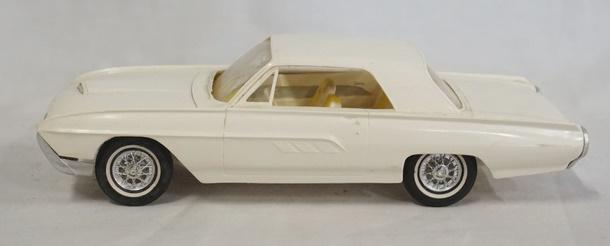 PROMOTIONAL THUNDERBIRD MODEL CAR (1 of 5)