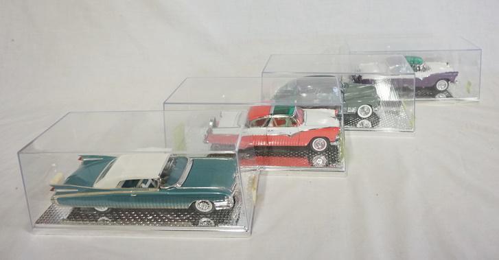 LOT OF 4 MODELS OF VINTAGE CARS (1 of 4)