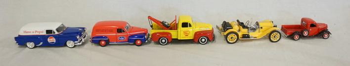 LOT OF 5 DIE CAST MODEL CARS/TRUCKS (1 of 2)