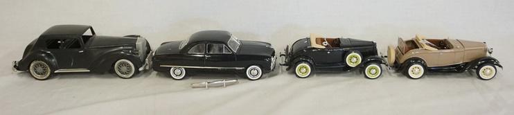 LOT OF FOUR MODELS OF CLASSIC CARS (1 of 3)