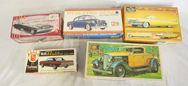 LOT OF 5 MODEL CAR KITS (1 of 4)