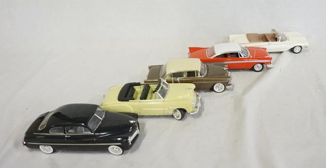 LOT OF 5 BUILT MODEL KITS OF VINTAGE CARS (1 of 4)