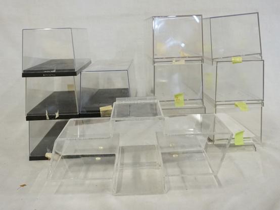 LOT OF 12 DISPLAY CASES FOR MODEL CARS (1 of 1)