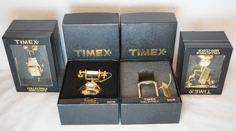 4 TIMEX COLLECTIBLE MINI CLOCKS (1 of 3)