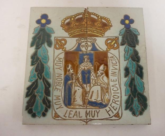 2 PART HERALDIC TILE: TWO PART HERALDIC TILE EACH TILE IS 5 1/2 IN X 11 IN