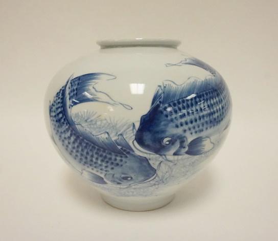 BLUE & WHITE ASIAN VASE W/FISH, CHARACTER SIGNED (1 of 3)
