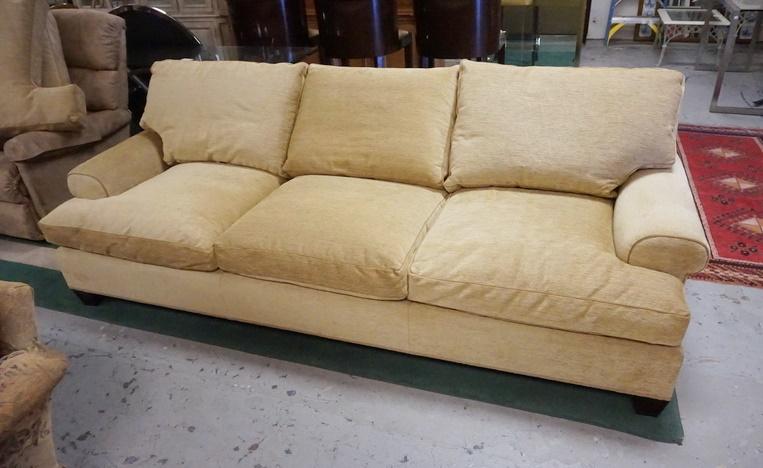 JONAS BROTHERS SOFA (1 of 2)