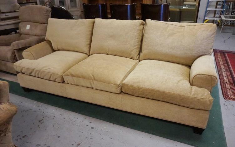 JONAS BROTHERS SOFA (1 of 2)