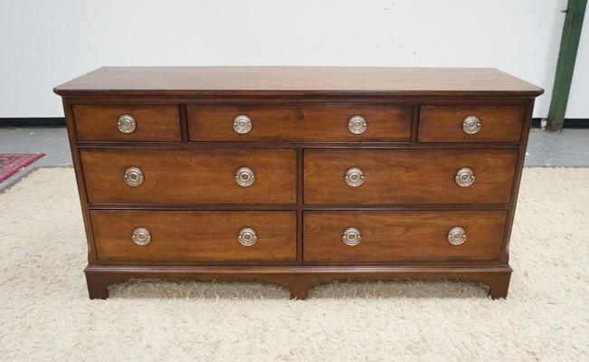 ETHAN ALLEN 7 DRAWER  CHEST (1 of 5)