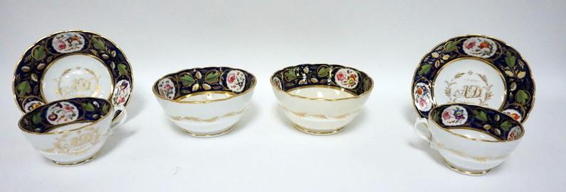 GAUDY WELSH POTTERY (1 of 4)