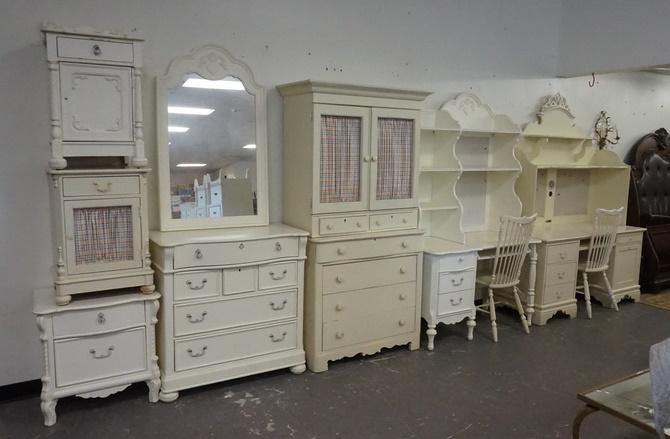 Lexington children's furniture deals
