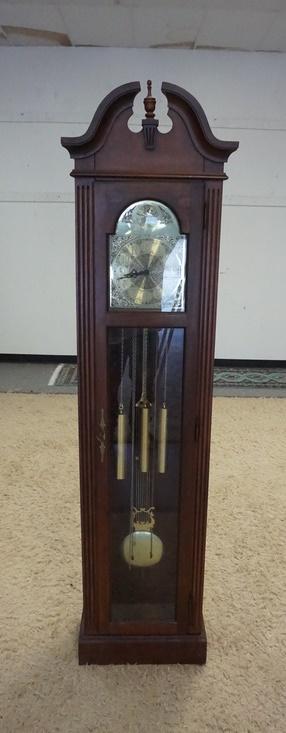 TEMPOS FUGIT GRANDFATHERS CLOCK (1 of 2)