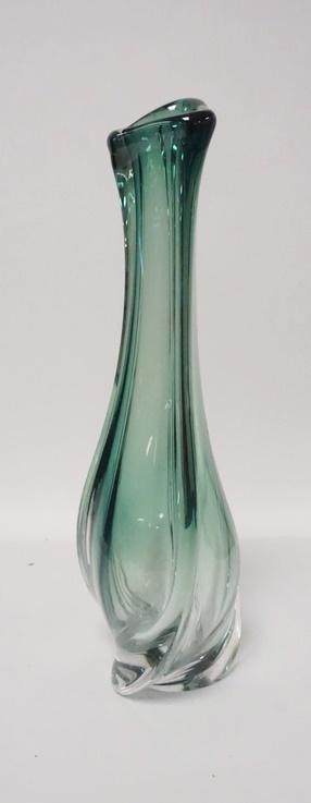 SIGNED VAL ST. LAMBERT GREEN & CLEAR VASE: SIGNED VAL ST. LAMBERT GREEN & CLEAR VASE POLISHED PONTIL. 15 1/4 IN H