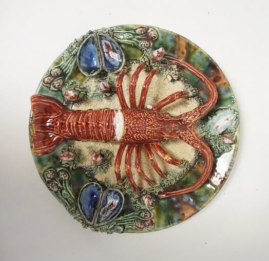 PALISSY MAJOLICA LOBSTER PLATE (1 of 2)