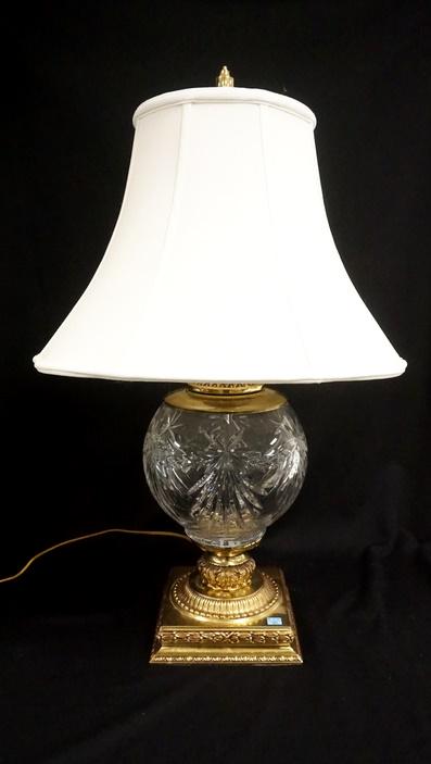 LARGE CRYSTAL LAMP (1 of 3)