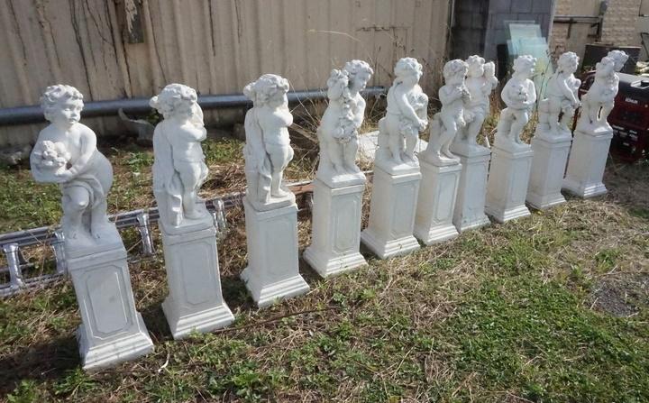 LOT OF 10 TWO PART CONCRETE GARDEN STATUES (1 of 3)