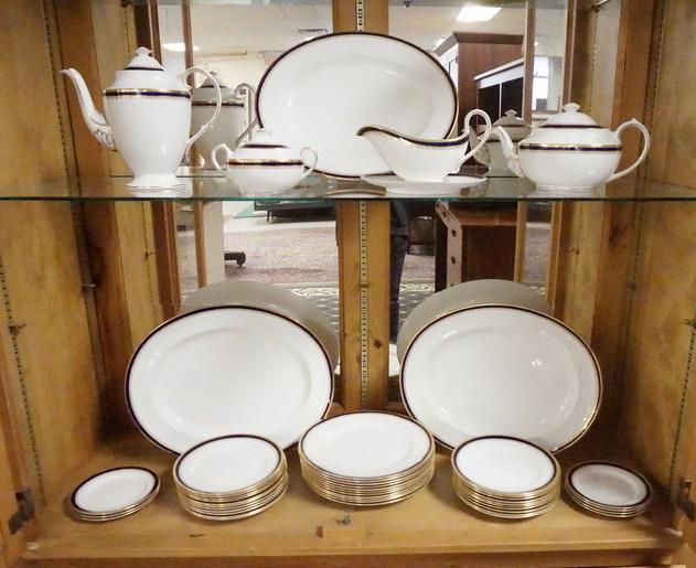 46 PIECE SPODE KINGHTSBRIDGE PARTIAL DINNERWARE SET: 46 PIECE SPODE KINGHTSBRIDGE PARTIAL DINNERWARE SET, COBALT BLUE & GOLD TRIM, LARGE PLATTERS ARE 16 3/4 IN, TEAPOT IS 9 1/2 IN HIGH