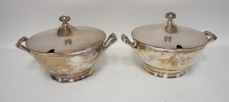 2 INTERNATIONAL SILVER PLATE TUREENS: 2 INTERNATIONAL SILVER PLATE TUREENS, 12 IN ACROSS THE HANDLES, 8 IN HIGH