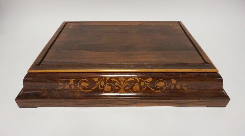 INLAID ROSEWOOD MUSIC BOX BASE: INLAID ROSEWOOD MUSIC BOX BASE, CRANK WINDER, NO CRANK, 12 IN X 14 IN X 4 IN HIGH