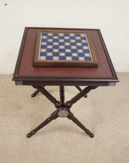 CIVIL WAR CHESS & CHECKERS SETS (1 of 6)