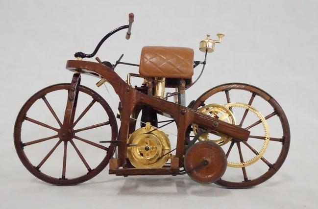 1885 DAIMLER FRANKLIN MINT PRECISION MODEL (1 of 6)