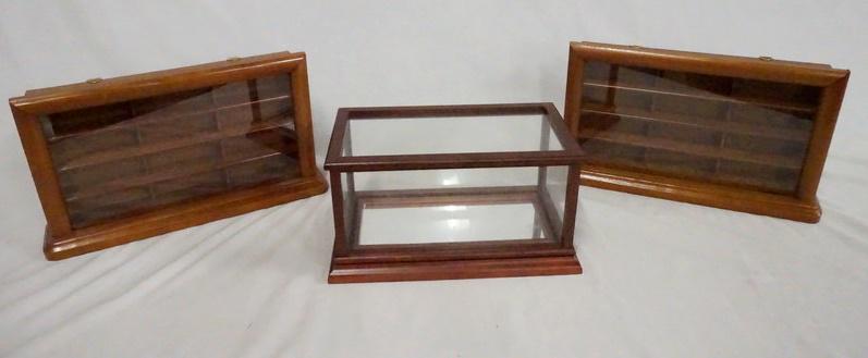 3 DISPLAY CASES FOR MODEL CARS (1 of 6)