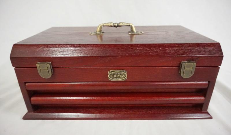 RED OAK HINGED 2 DRAWER STORAGE/DISPLAY BOX (1 of 2)