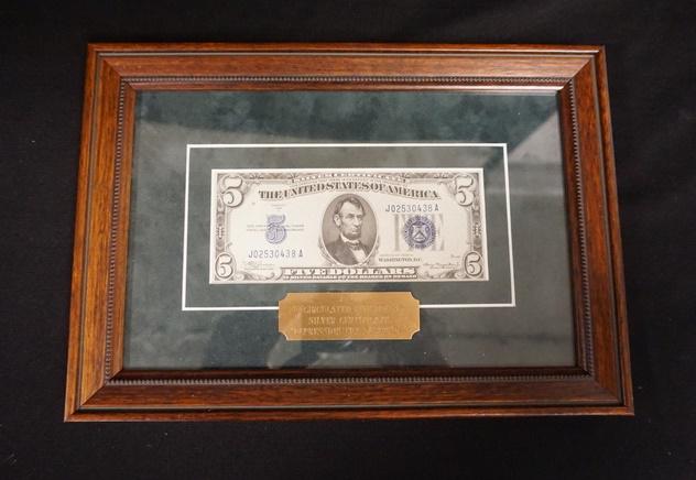 FIVE DOLLAR BILL FRAMED 1934A (1 of 4)