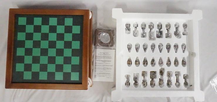 LONGTON CROWN GOLDEN AGE OF BASEBALL CHESS SET: LONGTON CROWN GOLDEN AGE OF BASEBALL CHESS SET W/ PIECES. 20 IN SQ, 4 3/4 IN H