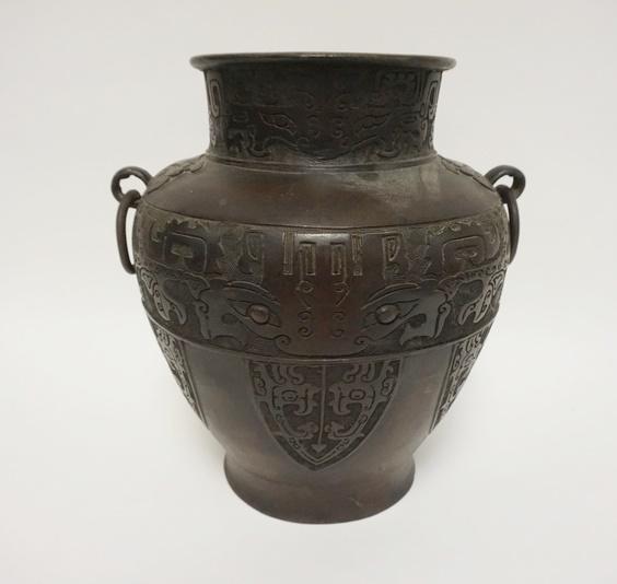 ANTIQUE BRONZE DOUBLE RING HANDLED URN (1 of 8)