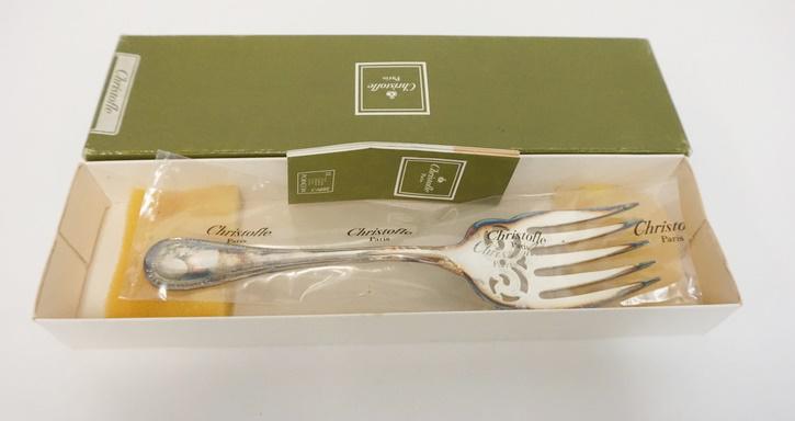 CHRISTOFLE PARIS OLD STYLE FISH SERVING FORK (1 of 2)