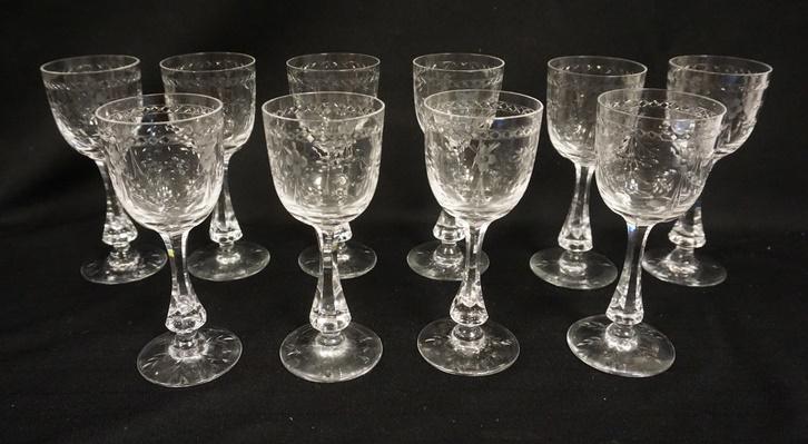 GROUP OF 10 WHEEL CUT WINE GLASSES SIGNED BODA: GROUP OF 10 WHEEL CUT WINE GLASSES SIGNED BODA AT BASE, 6 1/4 IN HIGH