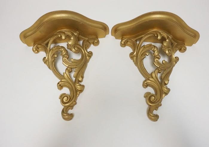 PAIR OF WALL SHELVES: PAIR OF WALL SHELVES HAVE PLATE GROOVES