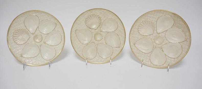 3 ROYAL WORCESTER OYSTER PLATES (1 of 3)