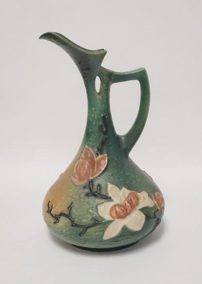ROSEVILLE MAGNOLIA LARGE EWER (1 of 5)