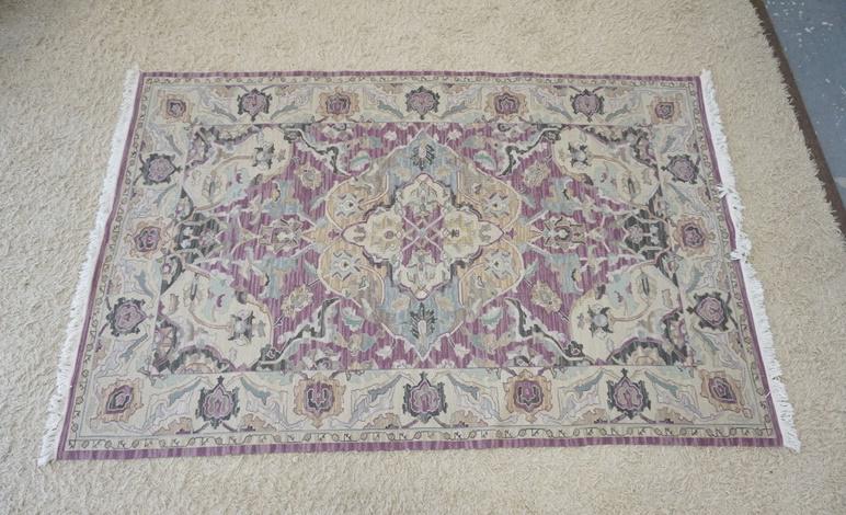 AREA RUG (1 of 3)