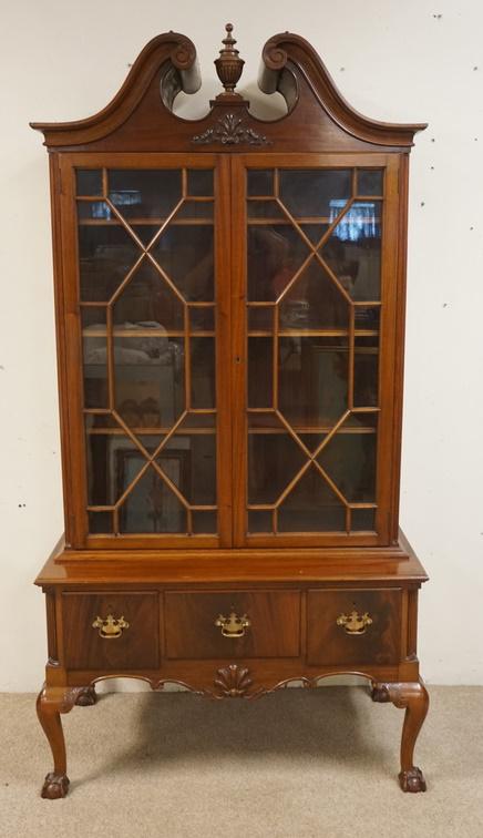 ANTIQUE 2 PIECE CHINA  CABINET (1 of 4)